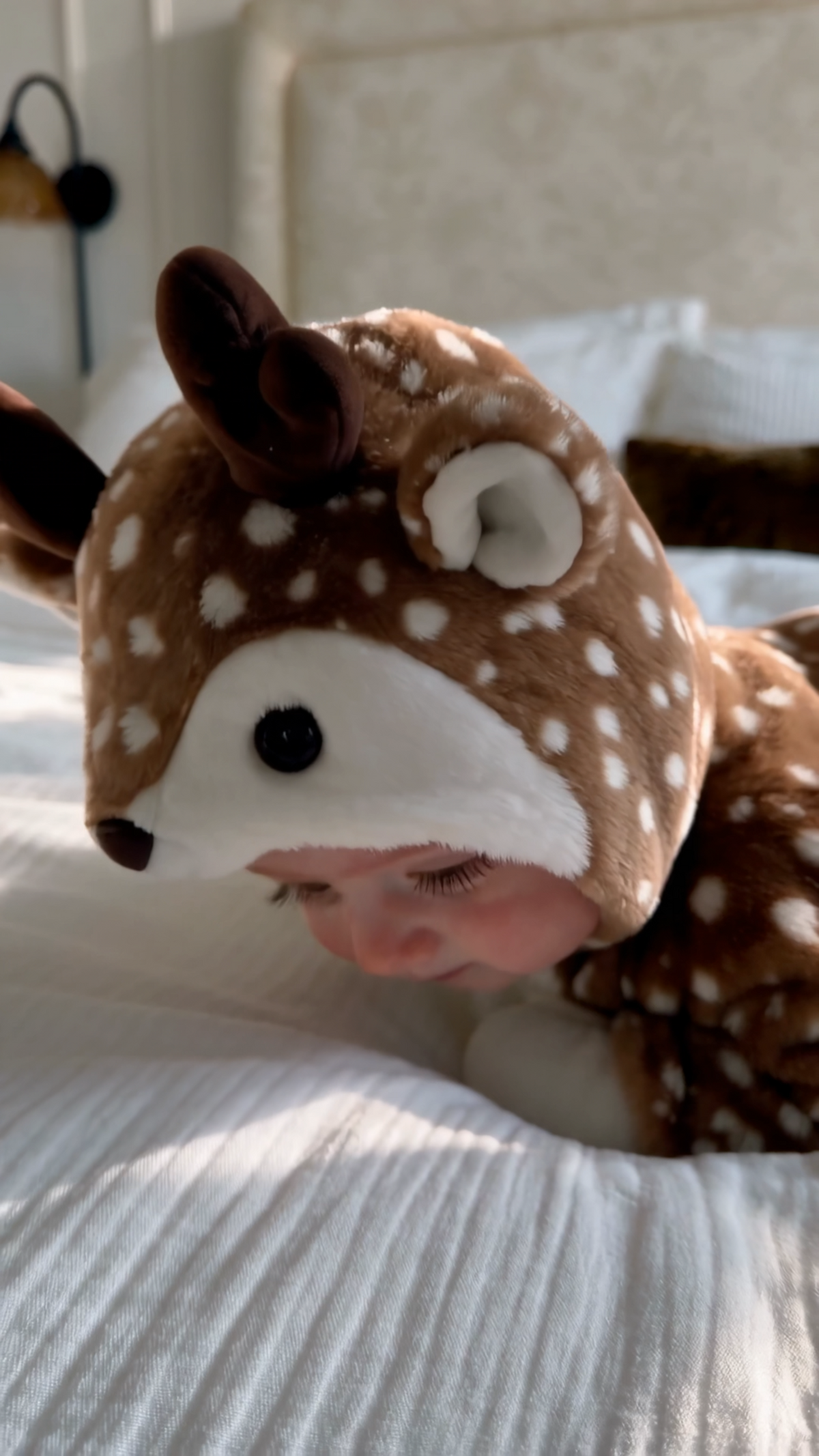 Baby Reinfel reindeer onesie with an antler hood